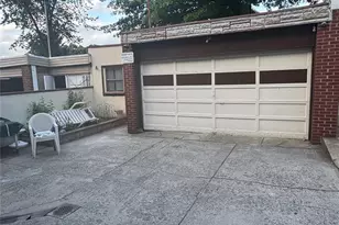 2936 Hone Ave, Bronx, NY 10469 - Photo 4