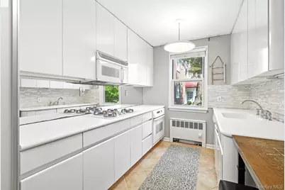 3 Bryant Crescent #1B, White Plains, NY 10605 - Photo 8