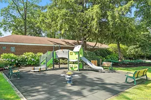 3 Bryant Crescent, White Plains, NY 10605 - Photo 20