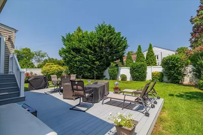 689 Allwyn Street, Baldwin, NY 11510 - Photo 4