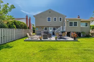 689 Allwyn St, Baldwin, NY 11510 - Photo 6