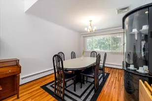 689 Allwyn St, Baldwin, NY 11510 - Photo 10