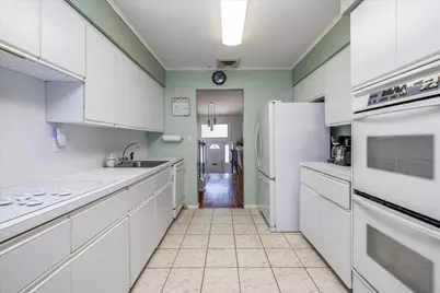 689 Allwyn Street, Baldwin, NY 11510 - Photo 16