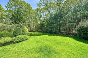 48 Douglas Ct, Hampton Bays, NY 11946 - Photo 26