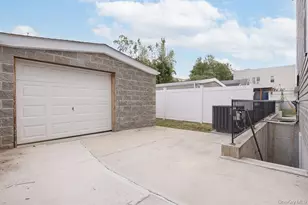 416 Revere Ave, Bronx, NY 10465 - Photo 6