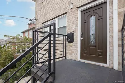 416 Revere Avenue, Bronx, NY 10465 - Photo 4