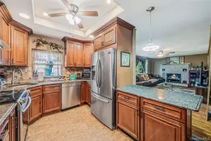 47 Prospect Pl, Deer Park, NY 11729 - Photo 8