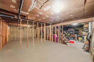 47 Prospect Pl, Deer Park, NY 11729 - Photo 14