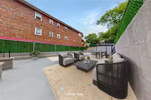 552 E 80th St, Brooklyn, NY 11236 - Photo 22