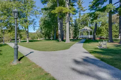 470 Main Street #10, Armonk, NY 10504 - Photo 24
