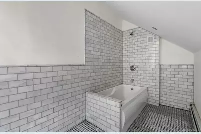 77 Academy Street, Poughkeepsie, NY 12601 - Photo 20