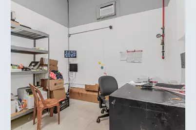 369 E 204th Street #2nd Floor, Bronx, NY 10467 - Photo 10