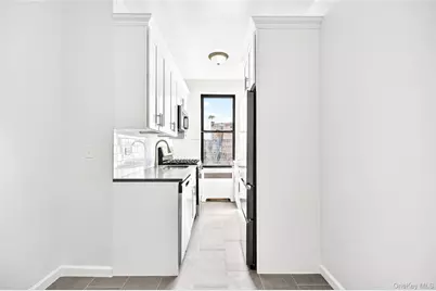 190 E Mosholu Parkway S #4G, Bronx, NY 10458 - Photo 10