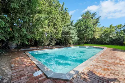 295 W 24th Street, Deer Park, NY 11729 - Photo 12