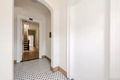 959 Van Nest Ave, Bronx, NY 10462 - Photo 2