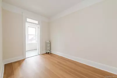 959 Van Nest Ave, Bronx, NY 10462 - Photo 10