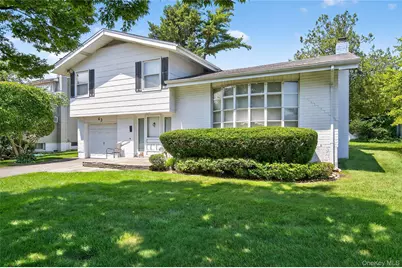 43 Friendly Lane, Jericho, NY 11753 - Photo 2