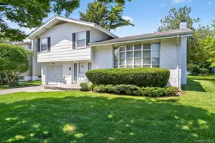 43 Friendly Ln, Jericho, NY 11753 - Photo 2