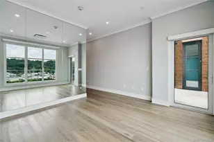 100 Garvies Point Rd, Glen Cove, NY 11542 - Photo 12