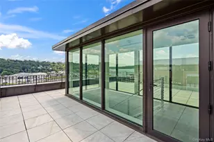 100 Garvies Point Rd, Glen Cove, NY 11542 - Photo 22