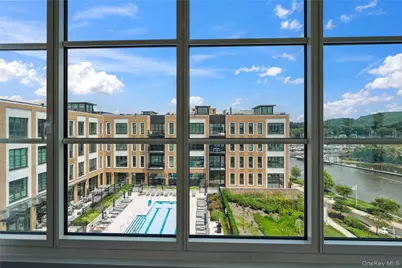 100 Garvies Point Road #1304, Glen Cove, NY 11542 - Photo 26