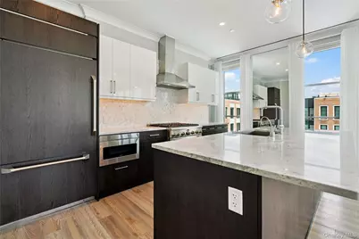 100 Garvies Point Road #1304, Glen Cove, NY 11542 - Photo 10