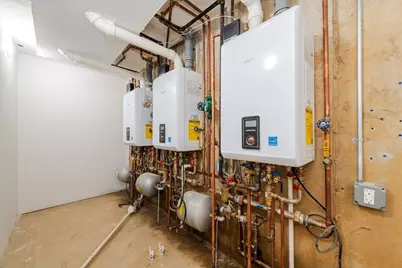 4636 Bronx Boulevard, Bronx, NY 10470 - Photo 18