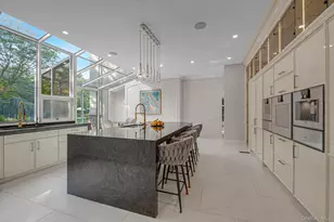 55 Coves Run, Oyster Bay, NY 11791 - Photo 14