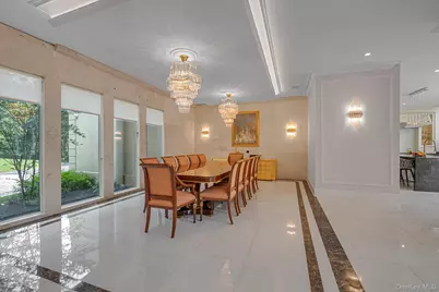 55 Coves Run, Oyster Bay, NY 11791 - Photo 6