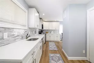 44 Tyler St, Freeport, NY 11520 - Photo 8