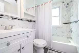 44 Tyler St, Freeport, NY 11520 - Photo 14