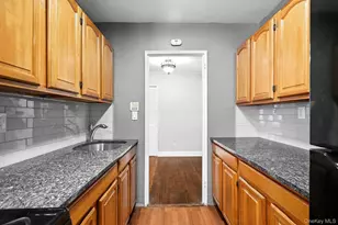 650 Warburton Ave, Yonkers, NY 10701 - Photo 14