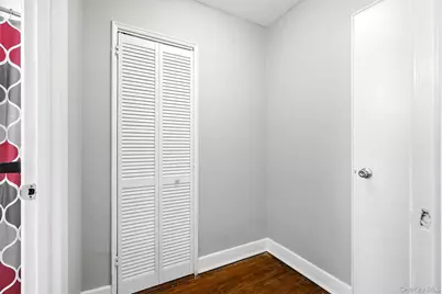 650 Warburton Avenue #6M, Yonkers, NY 10701 - Photo 10