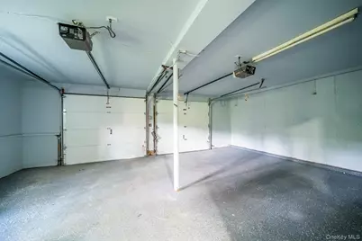 368 Landing Avenue, Smithtown, NY 11787 - Photo 34