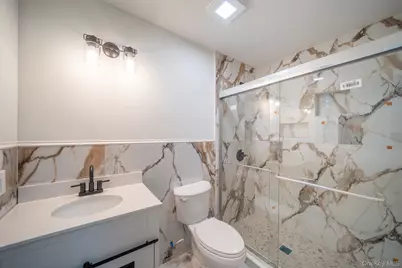 368 Landing Avenue, Smithtown, NY 11787 - Photo 20