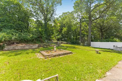 60 Gramercy Avenue, Yonkers, NY 10701 - Photo 20