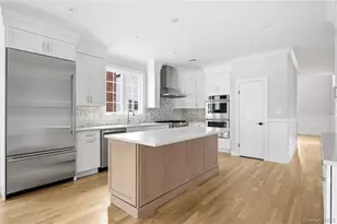 39 Jomarr Ct, Massapequa, NY 11758 - Photo 20