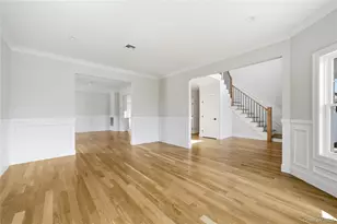 39 Jomarr Ct, Massapequa, NY 11758 - Photo 10