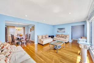 336 Princeton St, Westbury, NY 11590 - Photo 10