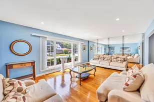 336 Princeton St, Westbury, NY 11590 - Photo 8