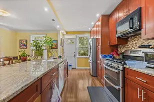 2129 Muliner Ave, Bronx, NY 10462 - Photo 8