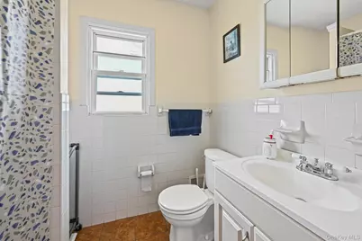 456 Beach 145th Street, Neponsit, NY 11694 - Photo 16