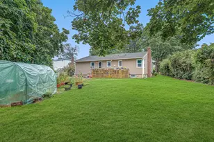 35 Anna St, Bay Shore, NY 11706 - Photo 4