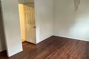 61-51 Borden Ave, Maspeth, NY 11378 - Photo 12