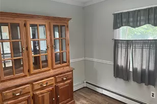 12 Slate Ln, Levittown, NY 11756 - Photo 12