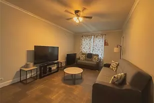 463 E 178th St, Bronx, NY 10457 - Photo 2