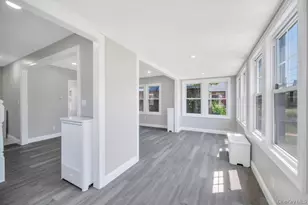 272 N Columbus Ave, Freeport, NY 11520 - Photo 4