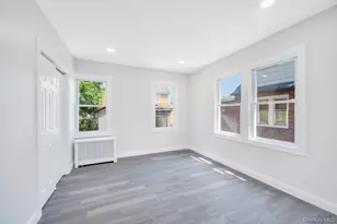 272 N Columbus Ave, Freeport, NY 11520 - Photo 12