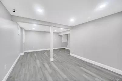 272 N Columbus Avenue, Freeport, NY 11520 - Photo 20