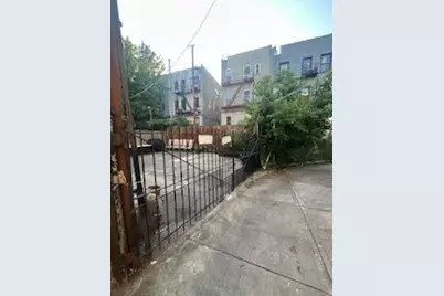 295 Schaefer Street, Brooklyn, NY 11237 - Photo 8